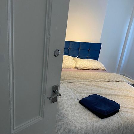Marvellous Room 2 Stoke-on-Trent Buitenkant foto