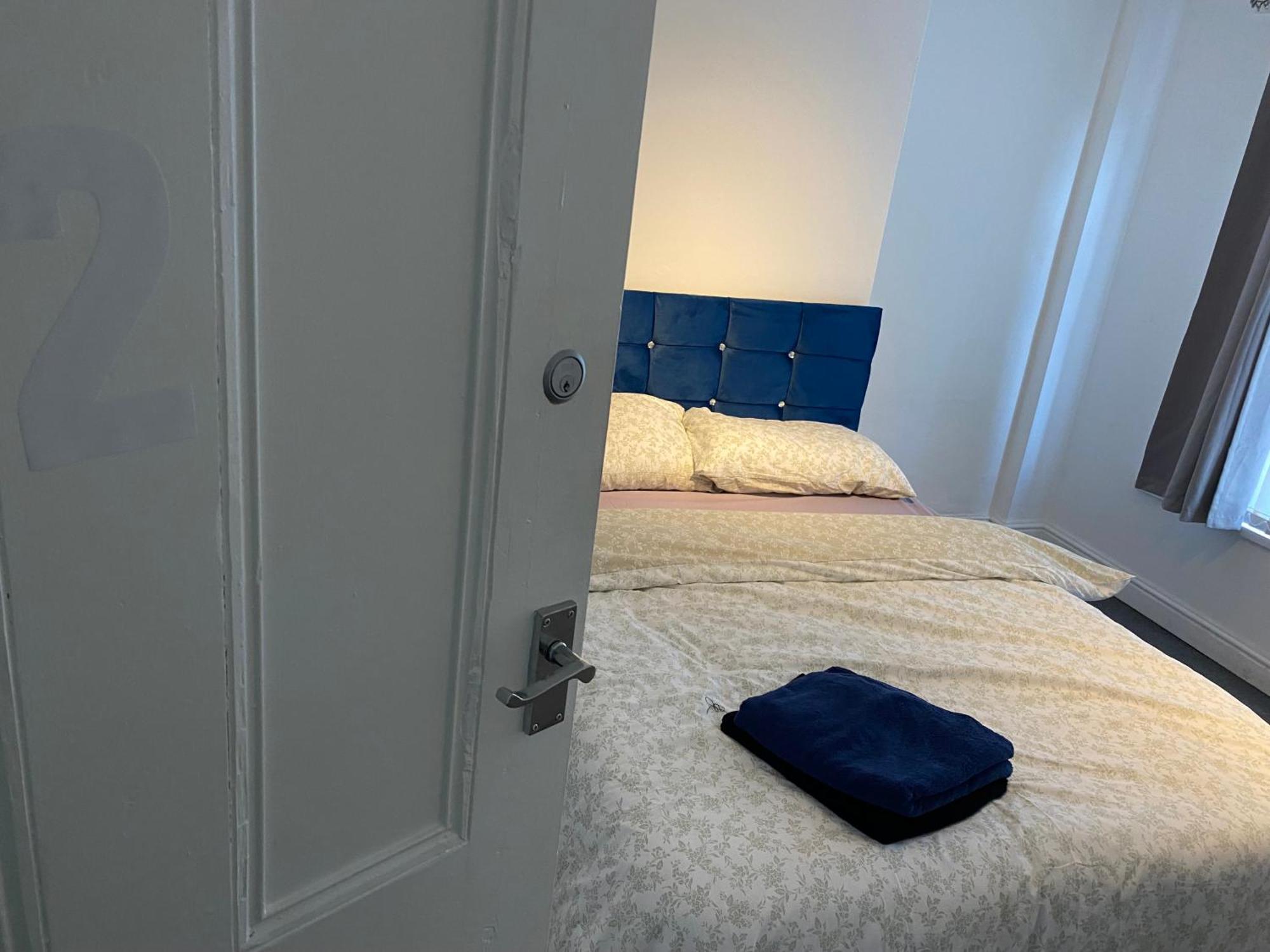 Marvellous Room 2 Stoke-on-Trent Buitenkant foto